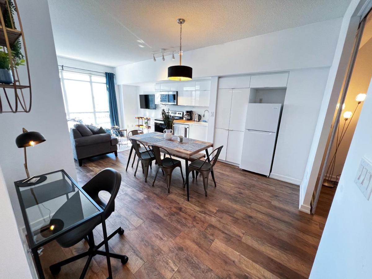 Simply Comfort. Elegant Apartments Dan Lecki Торонто Экстерьер фото